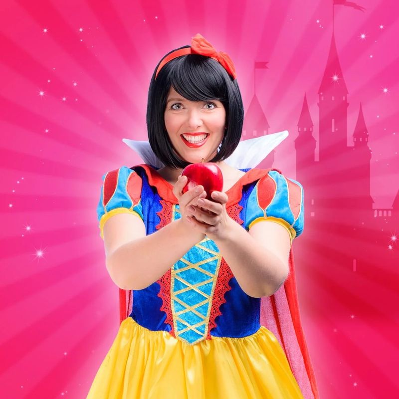 Snow White costume